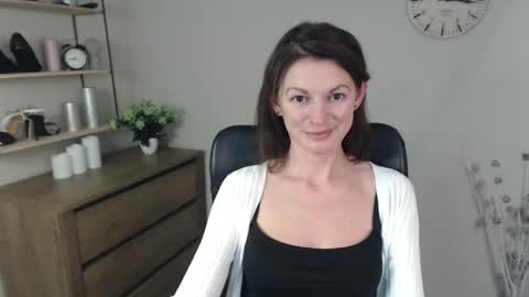 Vivian online show from 12-03-24, 08:49