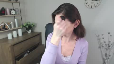 Vivian online show from 12-10-24, 08:30