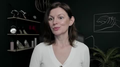 Vivian online show from 11-03-25, 06:47