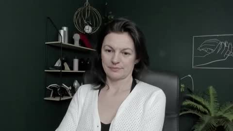 Vivian online show from 03-09-26, 07:56