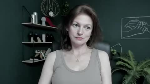 Snapshot of vivian_dream chatting on 07-06-26, 05:48 Vivian online show from 07-06-26, 05:48