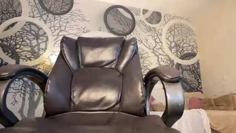 Vivian Evans online show from 06-12-26, 12:31