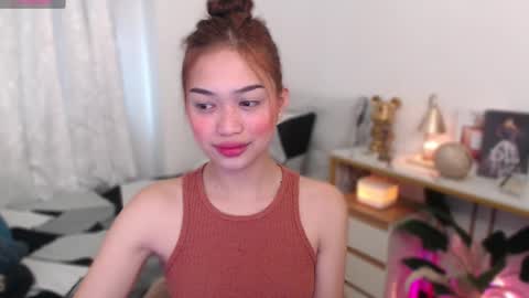 Vivian online show from 12-02-25, 12:49