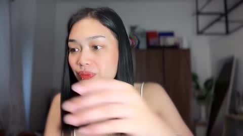 Vivian online show from 02-19-26, 01:34