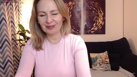 Vivian online show from 12-03-24, 06:17