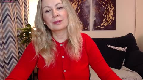 Vivian online show from 09-19-25, 05:46