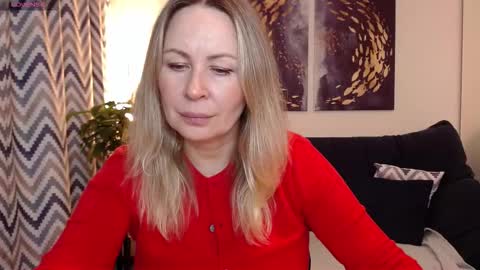 Vivian online show from 10-01-25, 05:52