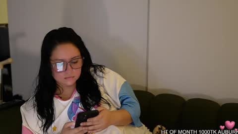 Vivi online show from 02-06-25, 02:33