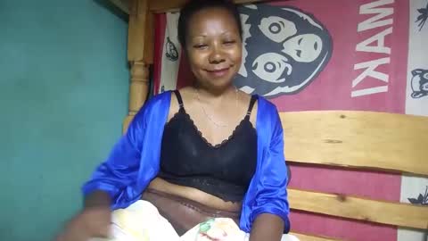 viviane0812 online show from 02-23-25, 10:09