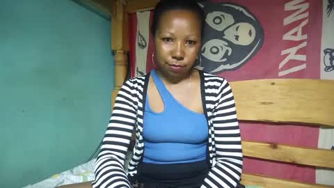 viviane0812 online show from 02-24-25, 06:36