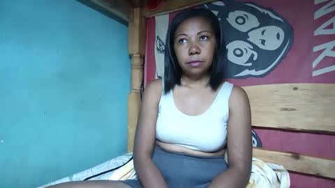 viviane0812 online show from 03-07-25, 01:29