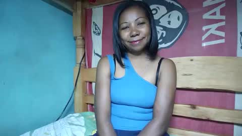 viviane0812 online show from 03-10-25, 08:48