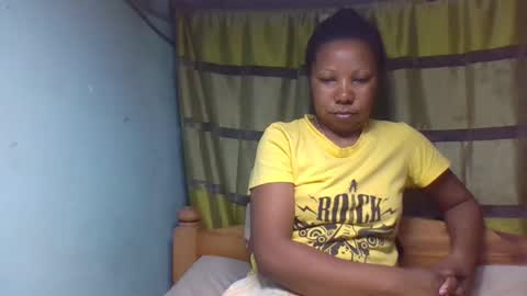 viviane0812 online show from 10-18-25, 12:57