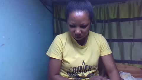 viviane0812 online show from 10-18-25, 01:01