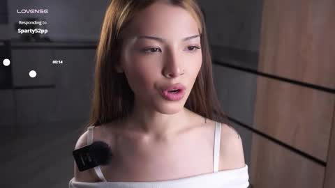 Naomi online show from 05-01-26, 01:37