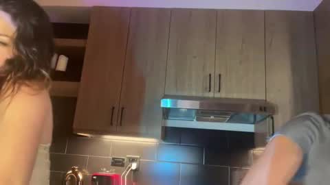 Vivian online show from 01-08-26, 06:48