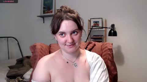 Lela online show from 07-05-26, 12:39
