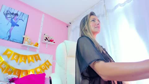 Vivi online show from 12-27-24, 06:42