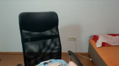 Snapshot of vivianngray chatting on 12-05-24, 07:49 Vivian Gray online show from 12-05-24, 07:49