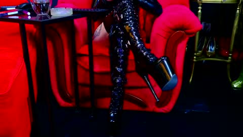 Vivian Reeve online show from 02-04-25, 05:01