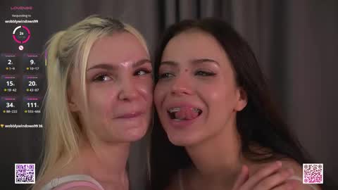 Snapshot of vivid_girls chatting on 05-11-26, 08:42 Nelly and Mari online show from 05-11-26, 08:42