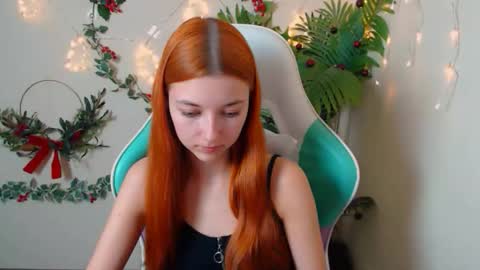 Vivien online show from 12-04-25, 06:49