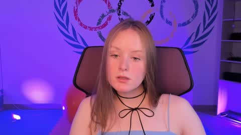 Snapshot of vivienleeigh chatting on 12-09-24, 04:05 Vivien online show from 12-09-24, 04:05