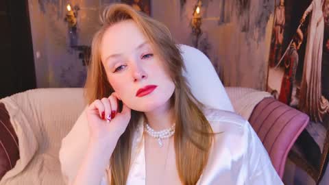Snapshot of vivienleeigh chatting on 04-06-26, 05:41 Vivien online show from 04-06-26, 05:41