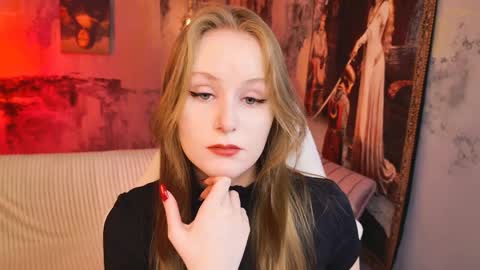 Snapshot of vivienleeigh chatting on 04-24-26, 05:10 Vivien online show from 04-24-26, 05:10