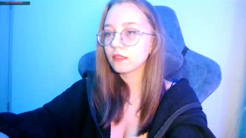 vivivivikkie online show from 11-14-25, 10:07