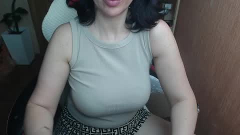 Snapshot of vivo244 chatting on 05-27-26, 11:02 Eva online show from 05-27-26, 11:02
