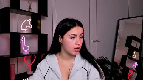 Snapshot of vivy_star chatting on 10-24-25, 07:43 vivy_star online show from 10-24-25, 07:43