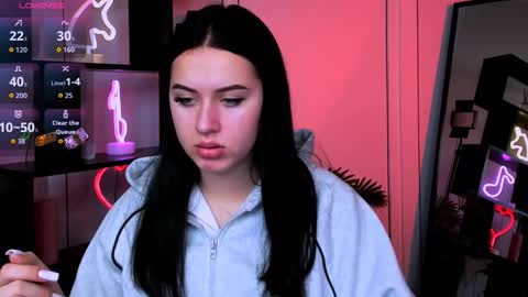 Snapshot of vivy_star chatting on 11-11-25, 07:14 vivy_star online show from 11-11-25, 07:14