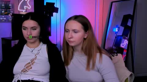 Snapshot of vivy_star chatting on 11-13-25, 08:41 vivy_star online show from 11-13-25, 08:41