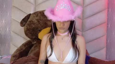 Vixen  online show from 04-16-26, 09:39