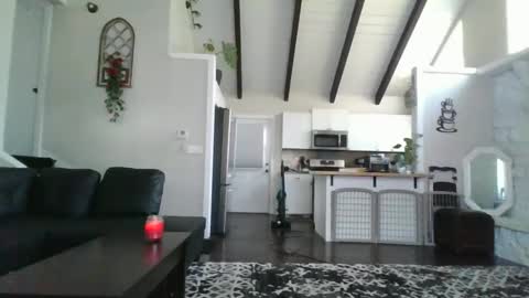 vixenkittenxo online show from 09-30-25, 07:19