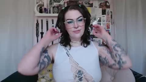 VIXIN online show from 05-22-26, 02:55