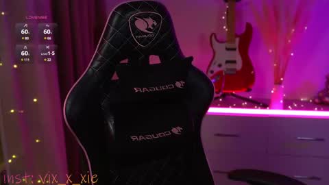 vixxxiee online show from 03-05-25, 10:43