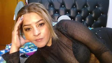 Venus online show from 09-12-25, 01:06