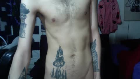 Snapshot of vl21cm chatting on 02-10-25, 03:42 vl21cm online show from 02-10-25, 03:42