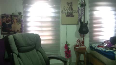 Snapshot of vl21cm chatting on 09-13-25, 04:40 vl21cm online show from 09-13-25, 04:40