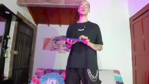 Vlad online show from 04-28-26, 03:44