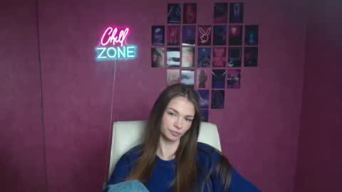Snapshot of vladaseduction chatting on 01-17-26, 06:40 Vlada online show from 01-17-26, 06:40