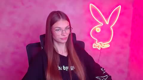 Snapshot of vladaseduction chatting on 01-18-26, 12:31 Vlada online show from 01-18-26, 12:31