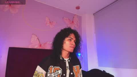 Snapshot of vnuss__ chatting on 06-24-26, 12:15 VENUS online show from 06-24-26, 12:15