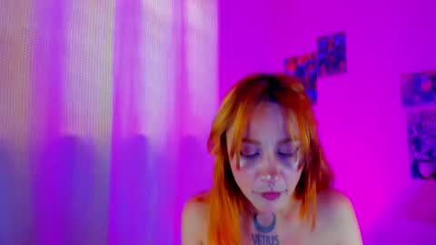 Snapshot of void_smokin chatting on 04-15-26, 06:37 Gabriela online show from 04-15-26, 06:37