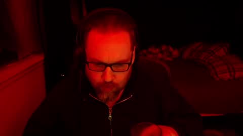 Snapshot of voidcatdaddy chatting on 04-08-26, 04:56 Rev online show from 04-08-26, 04:56