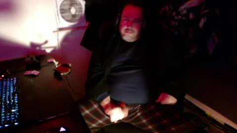 Snapshot of voidcatdaddy chatting on 04-11-26, 07:45 Rev online show from 04-11-26, 07:45