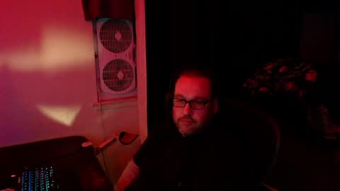 Snapshot of voidcatdaddy chatting on 04-14-26, 05:13 Rev online show from 04-14-26, 05:13