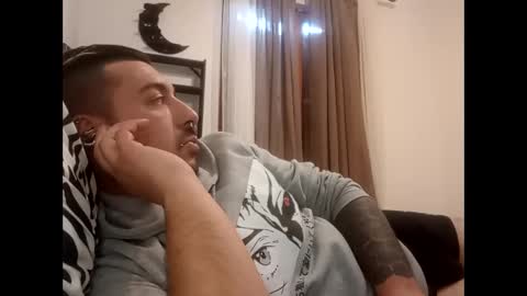 volpecesare419 online show from 03-01-25, 02:23